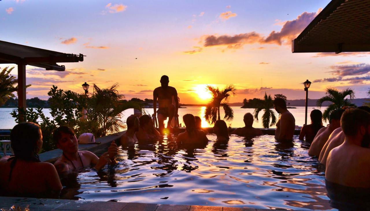 Hotel Peten Express Флорес Экстерьер фото